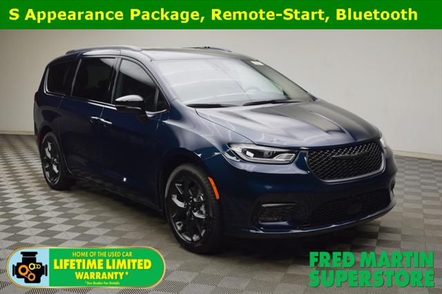 2024 Chrysler Pacifica PACIFICA TOURING L