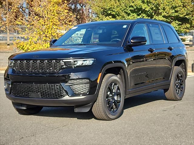 2025 Jeep Grand Cherokee GRAND CHEROKEE ALTITUDE 4X4