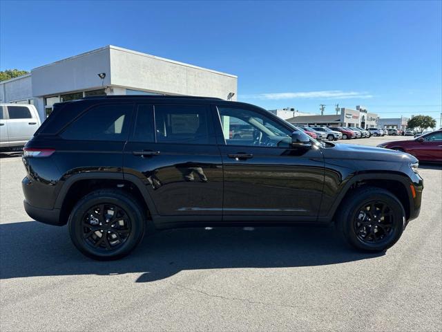 2025 Jeep Grand Cherokee GRAND CHEROKEE ALTITUDE 4X4