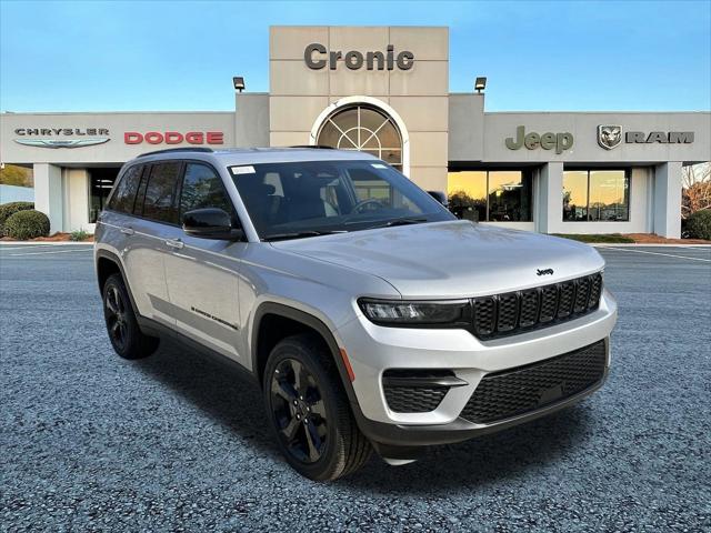 2025 Jeep Grand Cherokee GRAND CHEROKEE ALTITUDE 4X2