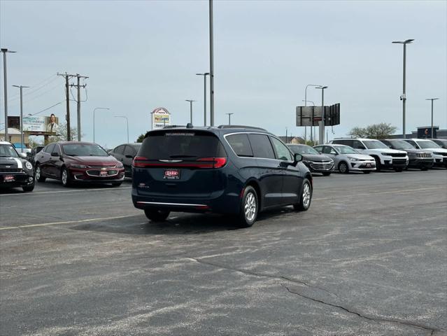 2022 Chrysler Pacifica Touring L