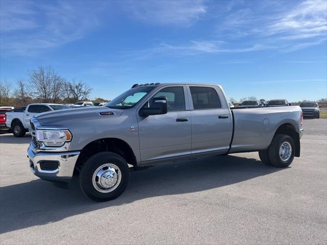 2024 RAM Ram 3500 RAM 3500 TRADESMAN CREW CAB 4X4 8 BOX