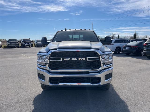 2024 RAM Ram 3500 RAM 3500 TRADESMAN CREW CAB 4X4 8 BOX