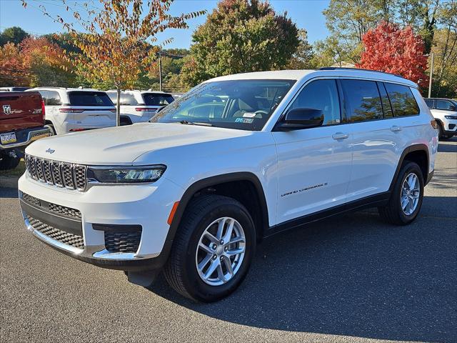 2023 Jeep Grand Cherokee L Laredo 4x4