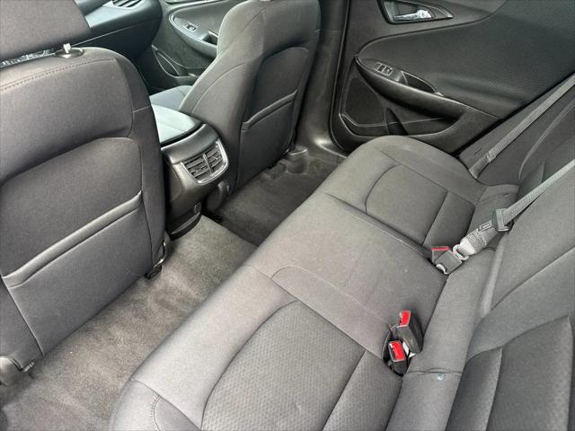 2022 Chevrolet Malibu FWD LT
