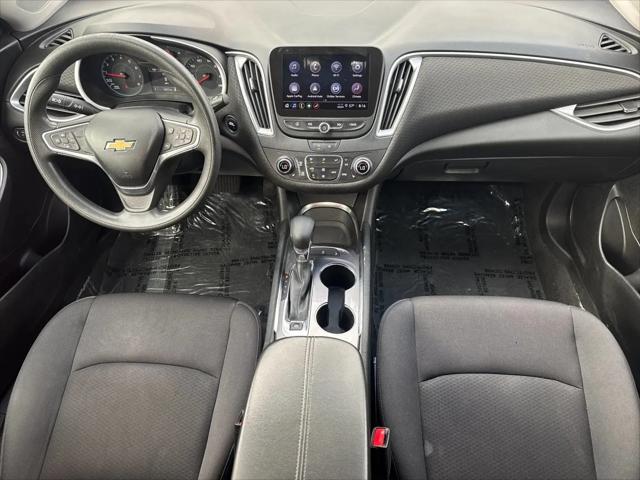 2022 Chevrolet Malibu FWD LT