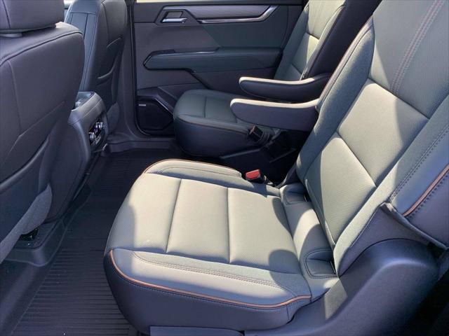 2024 GMC Acadia AWD AT4