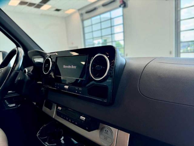 2021 Mercedes-Benz Sprinter 3500XD Chassis Standard Roof V6