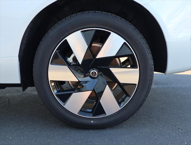 2025 Volvo XC60 Plug-In Hybrid Plus