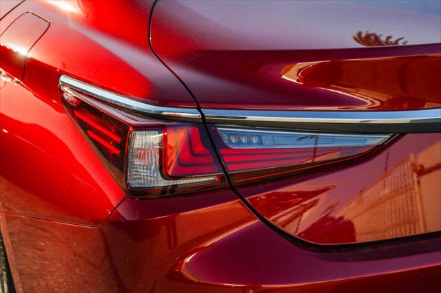 2025 Lexus ES ES 350
