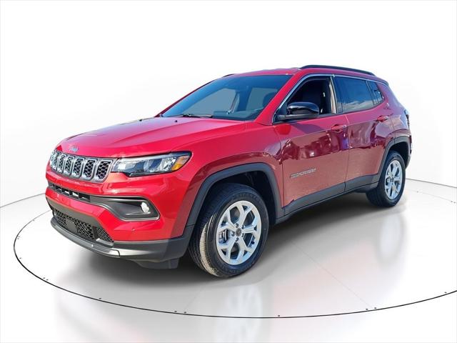 2025 Jeep Compass COMPASS LATITUDE 4X4