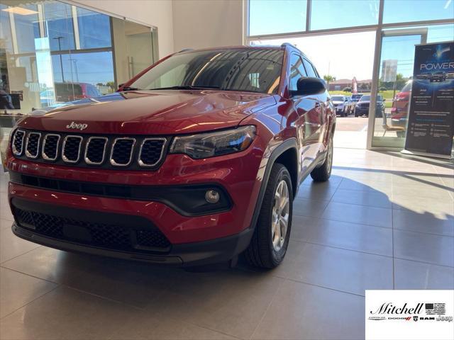 2025 Jeep Compass COMPASS LATITUDE 4X4