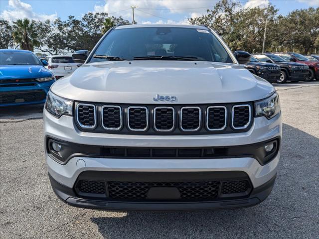 2025 Jeep Compass COMPASS LATITUDE 4X4
