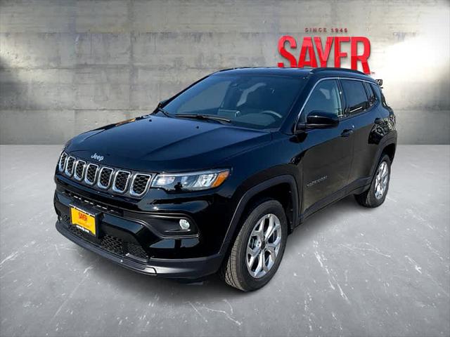 2025 Jeep Compass COMPASS LATITUDE 4X4