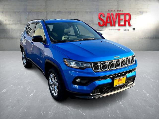 2025 Jeep Compass COMPASS LATITUDE 4X4