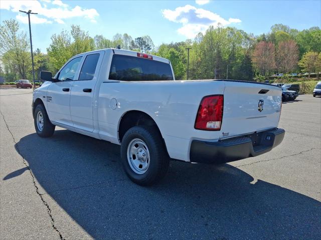 2024 RAM Ram 1500 Classic RAM 1500 CLASSIC TRADESMAN QUAD CAB 4X4 64 BOX