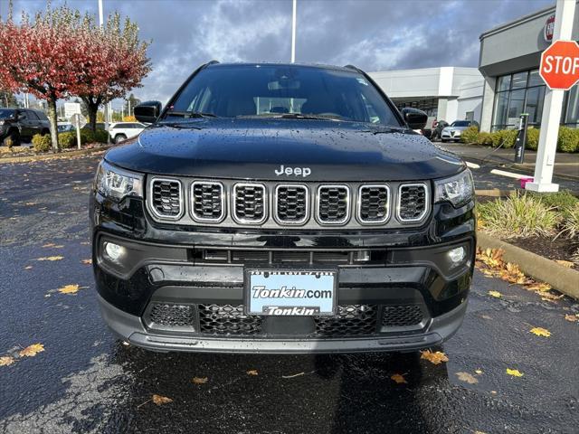 2025 Jeep Compass COMPASS LATITUDE 4X4