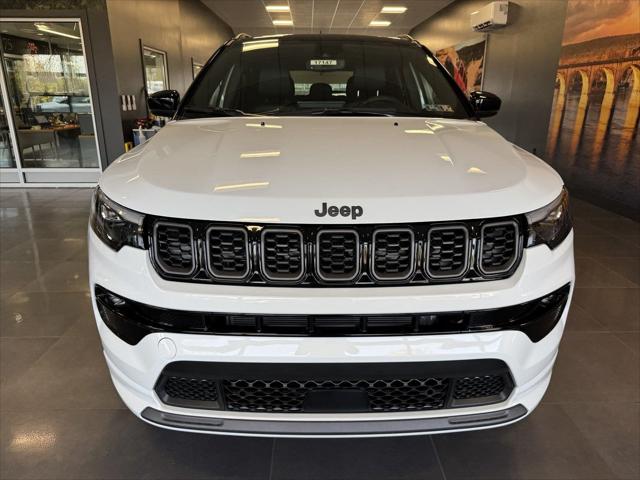 2025 Jeep Compass COMPASS LIMITED 4X4