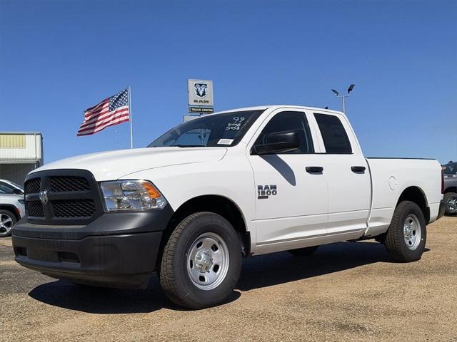 2024 RAM Ram 1500 Classic RAM 1500 CLASSIC TRADESMAN QUAD CAB 4X4 64 BOX