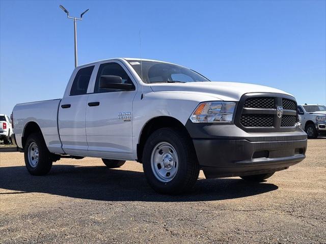 2024 RAM Ram 1500 Classic RAM 1500 CLASSIC TRADESMAN QUAD CAB 4X4 64 BOX