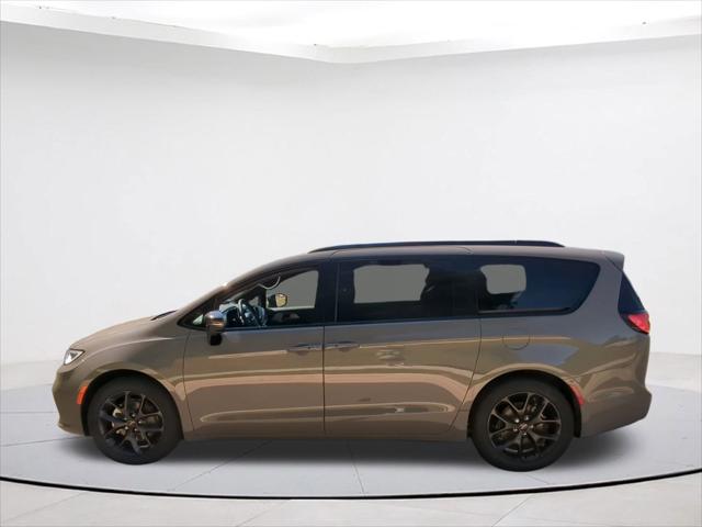 2024 Chrysler Pacifica PACIFICA LIMITED