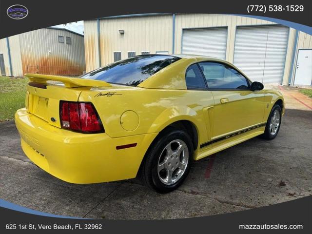 2002 Ford Mustang Premium Coupe 2D