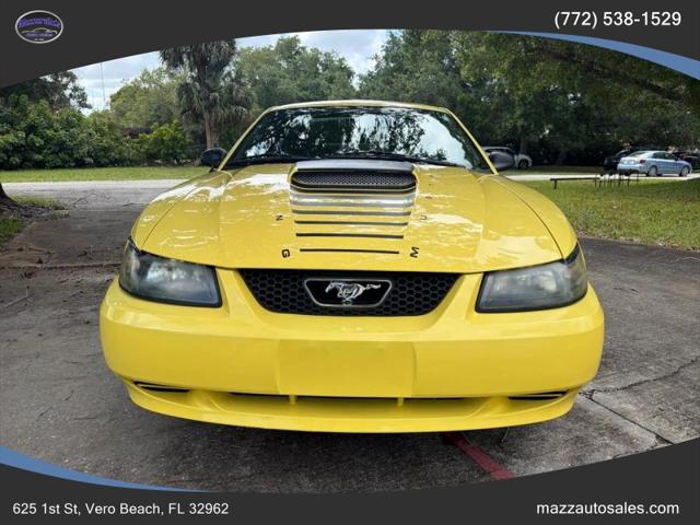 2002 Ford Mustang Premium Coupe 2D