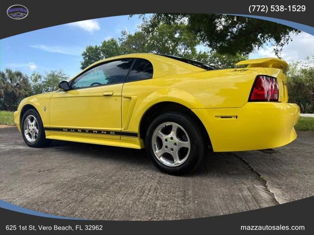 2002 Ford Mustang Premium Coupe 2D