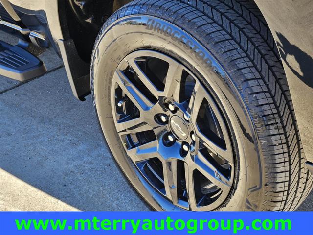 2024 Chevrolet Silverado 1500 4WD Crew Cab Short Bed Custom
