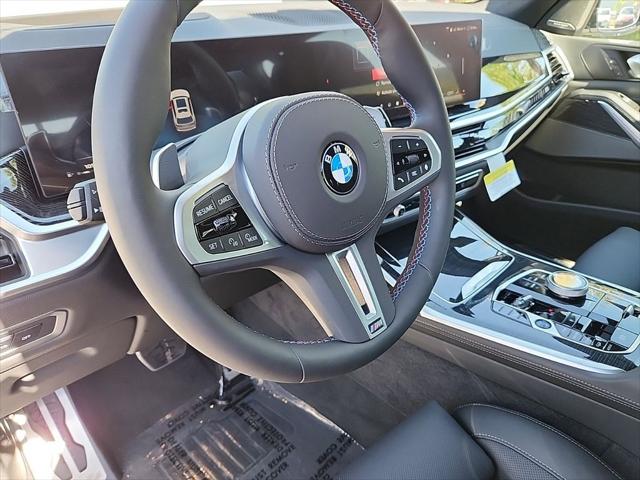 2025 BMW X7 M60i