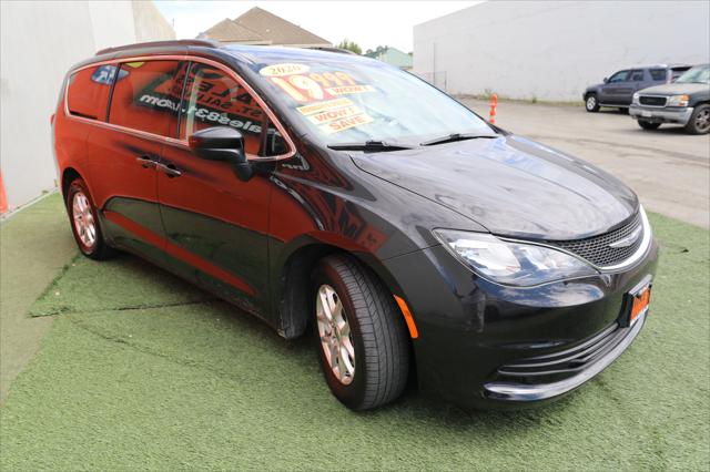 2020 Chrysler Voyager LXI