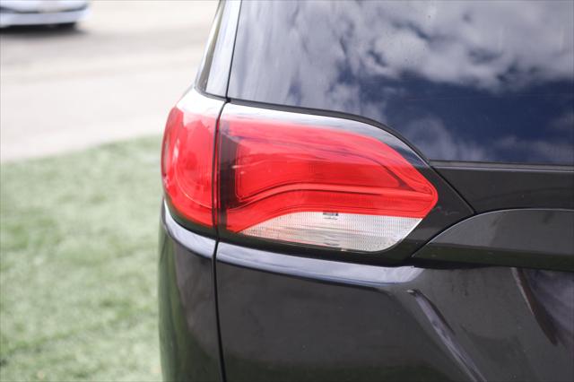 2020 Chrysler Voyager LXI