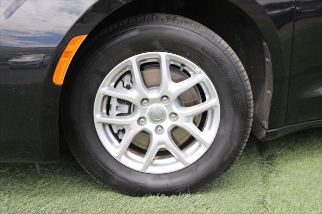 2020 Chrysler Voyager LXI