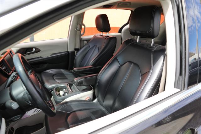 2020 Chrysler Voyager LXI