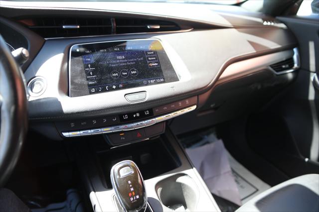 2020 Cadillac XT4 AWD Premium Luxury