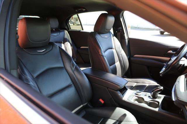 2020 Cadillac XT4 AWD Premium Luxury