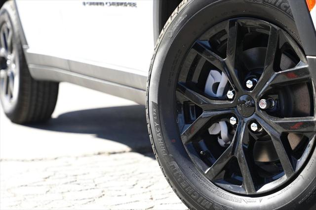 2025 Jeep Grand Cherokee GRAND CHEROKEE ALTITUDE 4X2