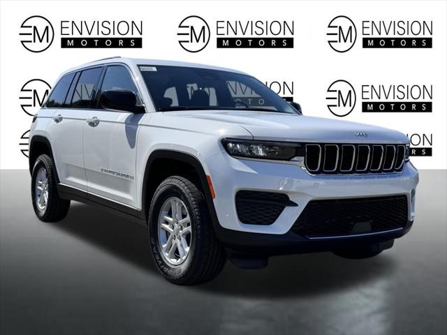 2025 Jeep Grand Cherokee GRAND CHEROKEE LAREDO 4X4