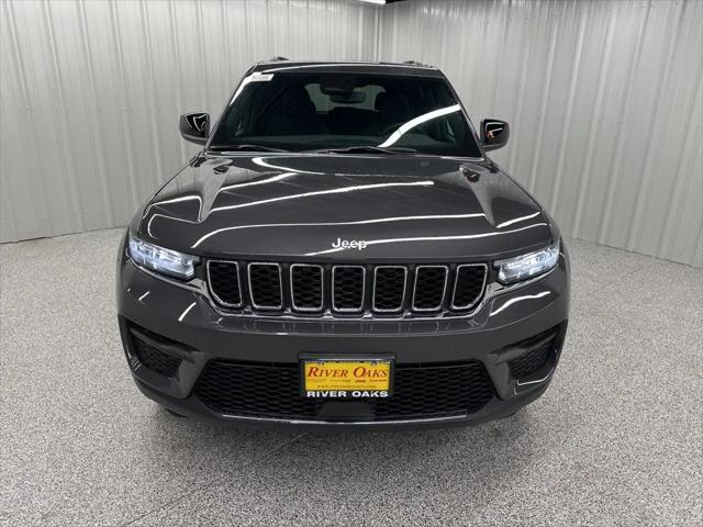 2025 Jeep Grand Cherokee GRAND CHEROKEE LAREDO 4X4