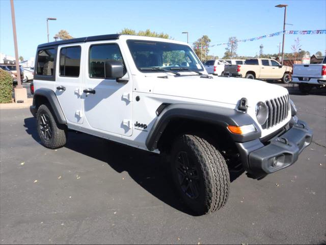 2025 Jeep Grand Cherokee GRAND CHEROKEE LAREDO 4X4 2025 Jeep Grand Cherokee GRAND CHEROKEE LAREDO 4X4