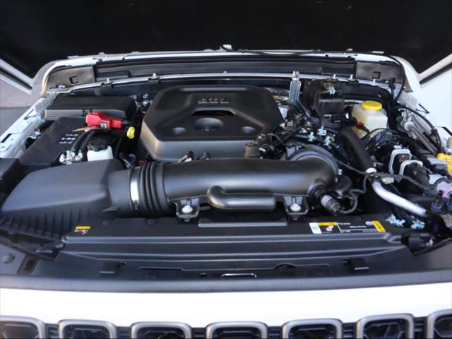 2025 Jeep Grand Cherokee Laredo 4x4