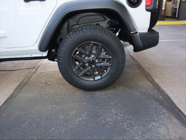 2025 Jeep Grand Cherokee Laredo 4x4