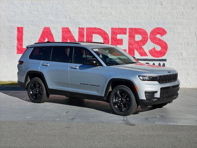 2025 Jeep Grand Cherokee GRAND CHEROKEE L ALTITUDE X 4X4