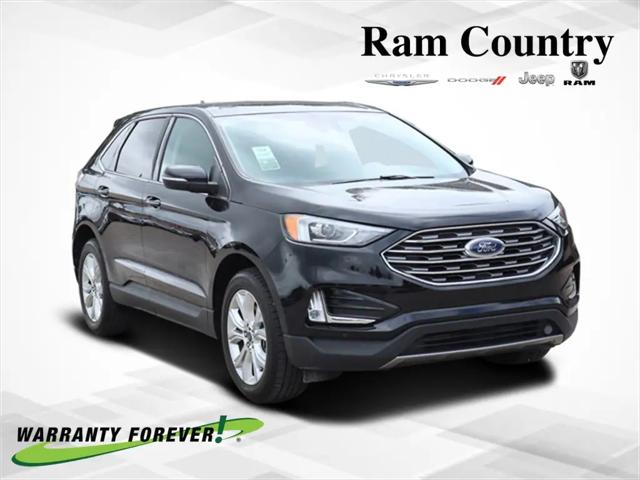 2022 Ford Edge Titanium