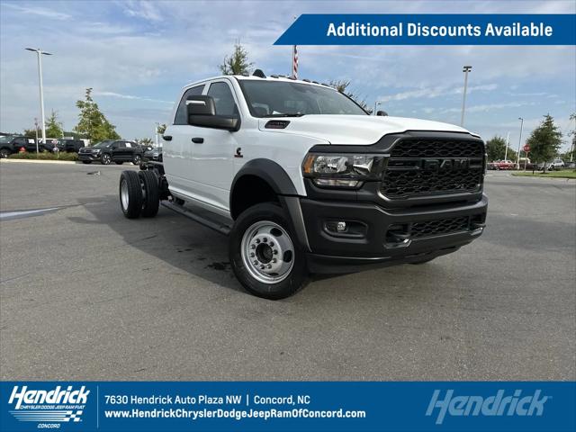 2024 RAM Ram 5500 Chassis Cab RAM 5500 TRADESMAN CHASSIS CREW CAB 4X4 60 CA