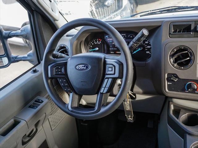 2025 Ford E-350 Cutaway Base