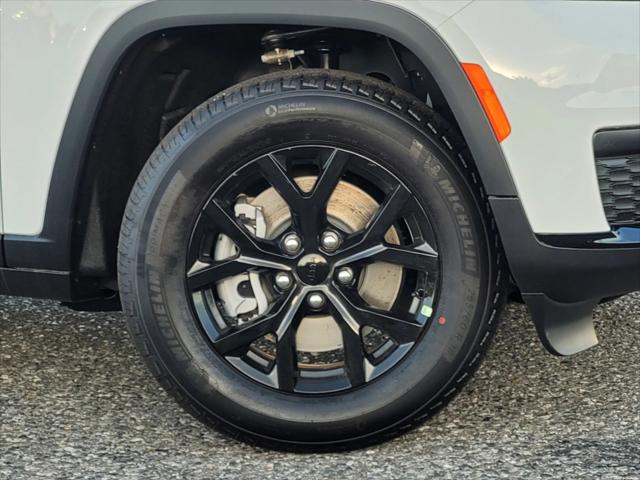 2025 Jeep Grand Cherokee GRAND CHEROKEE L ALTITUDE X 4X4