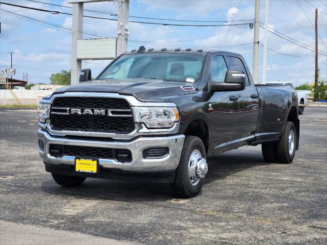 2024 RAM Ram 3500 RAM 3500 TRADESMAN CREW CAB 4X4 8 BOX