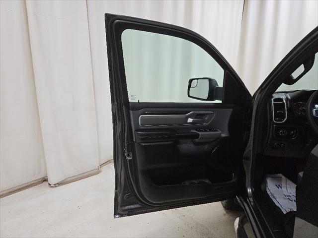2021 Ram 1500 Big Horn Crew Cab 4x4 5'7" Box
