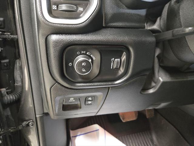 2021 Ram 1500 Big Horn Crew Cab 4x4 5'7" Box
